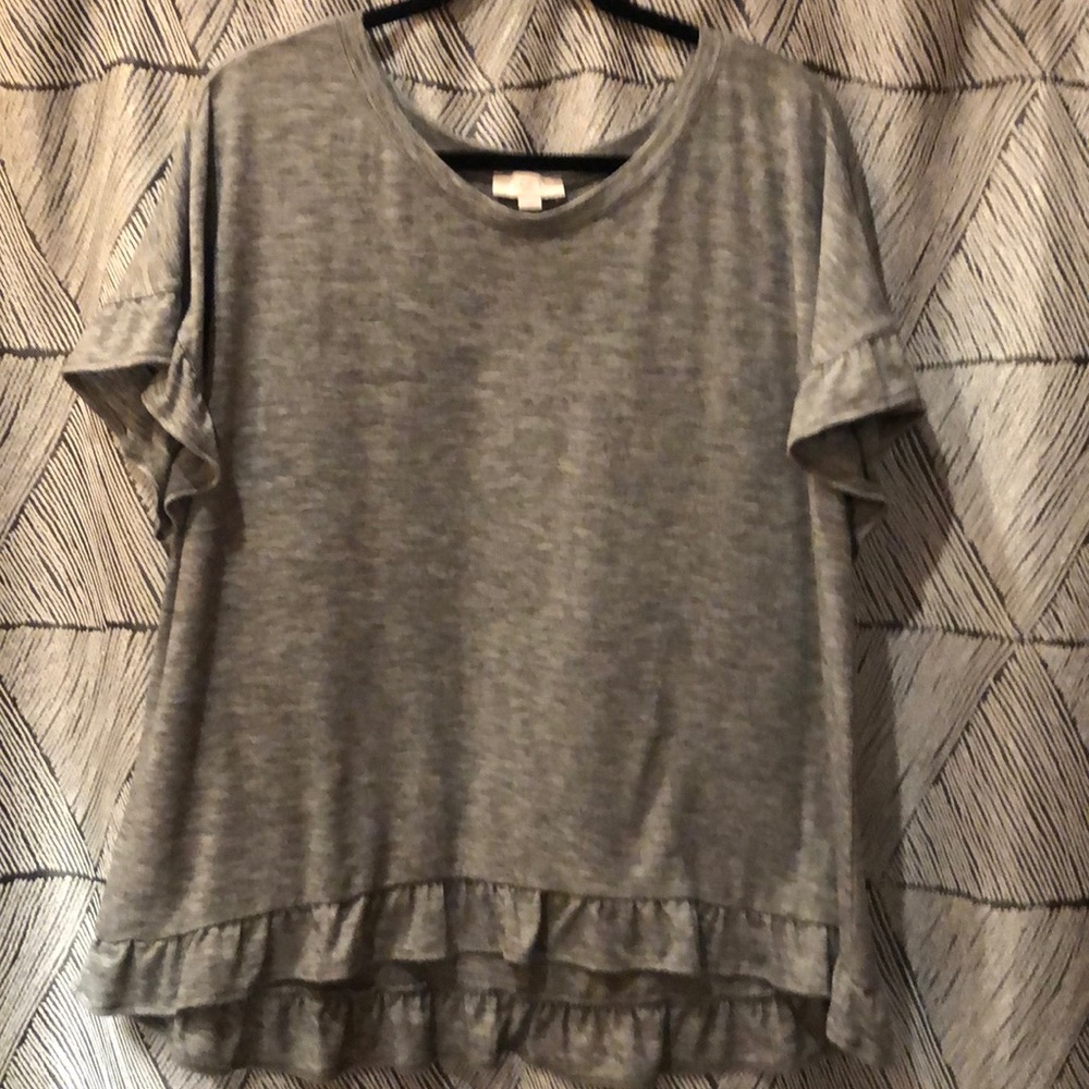Ruffle detail top
